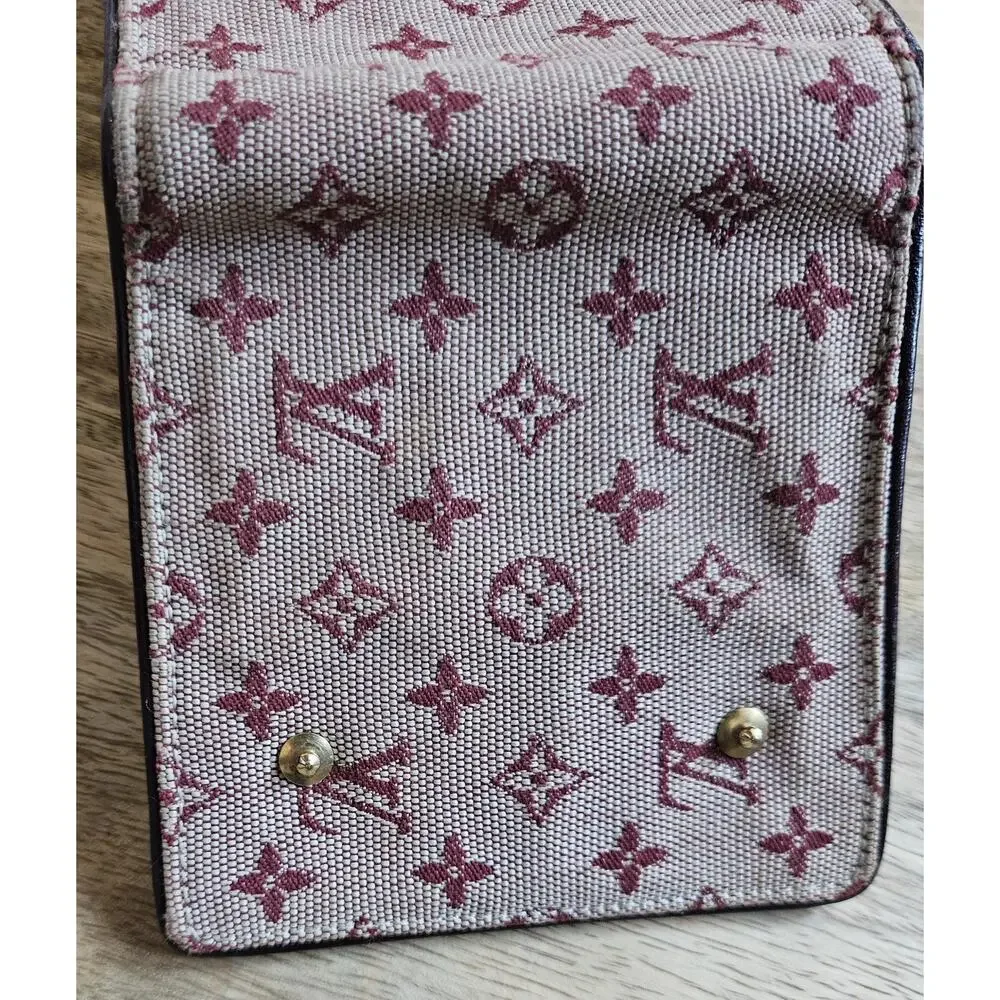 2009 #TH1019 Louis Vuitton Authentic Red MiniLinMonogram Canvas Trifold Wallet
